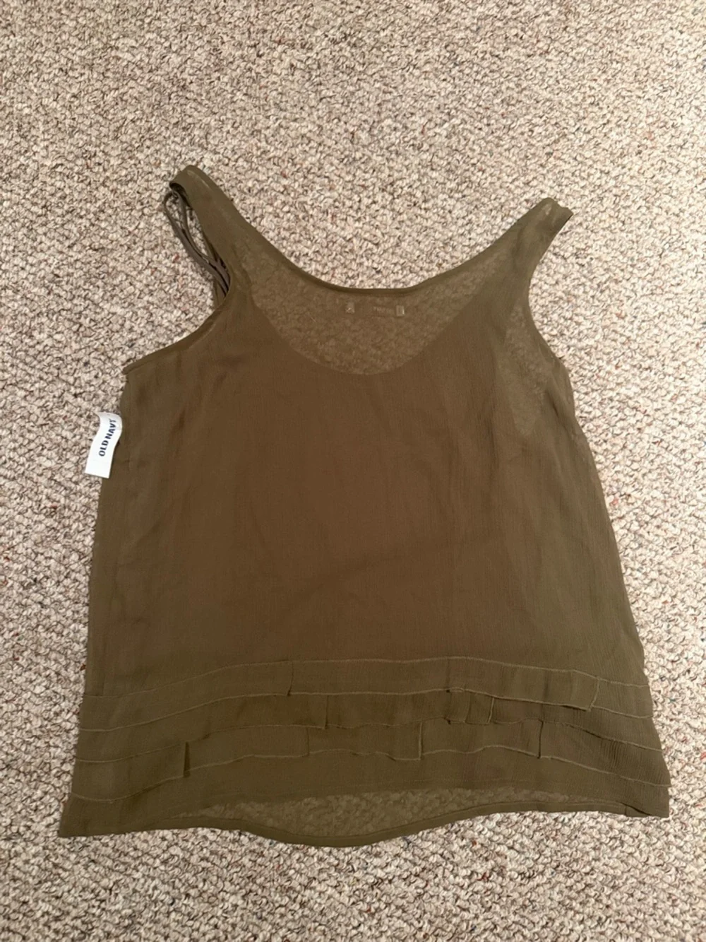 Old Navy Olive Layered-Hem Scoop Tank Top - Picture 6 of 6